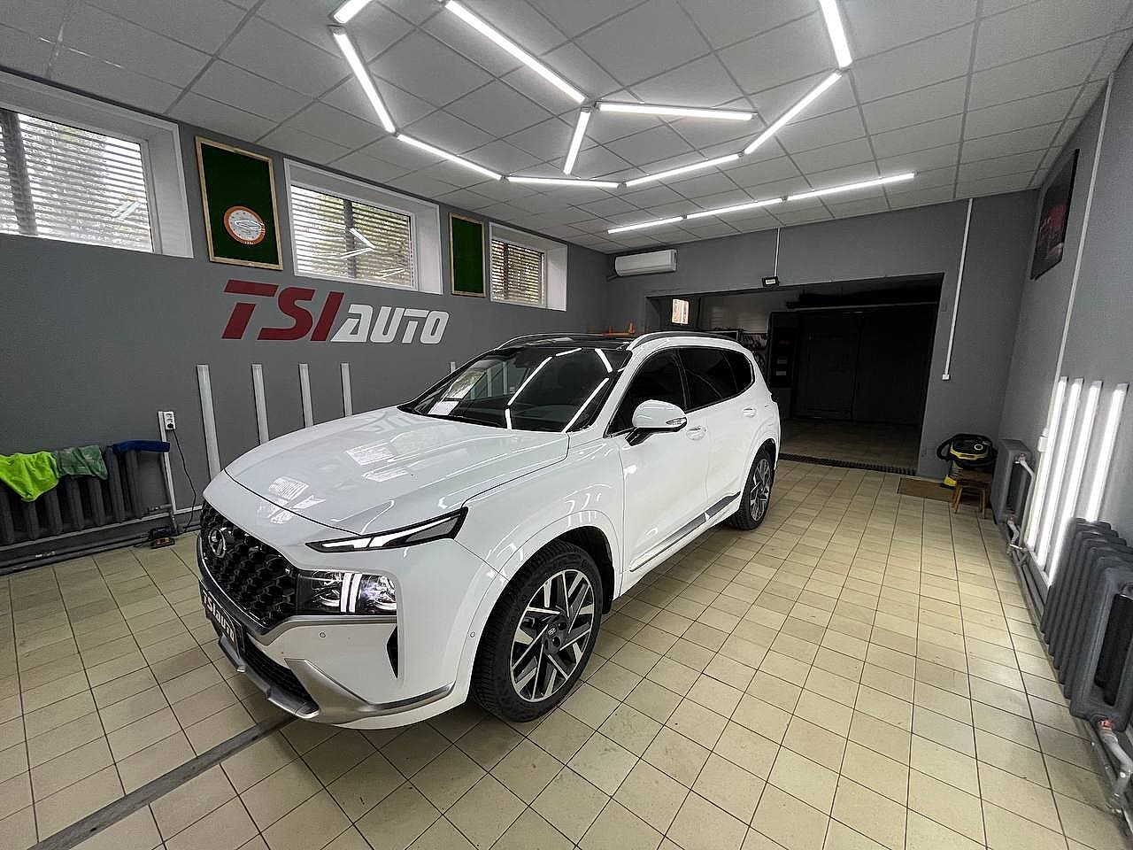 Шумоизоляция Hyundai Santa Fe в Астане
